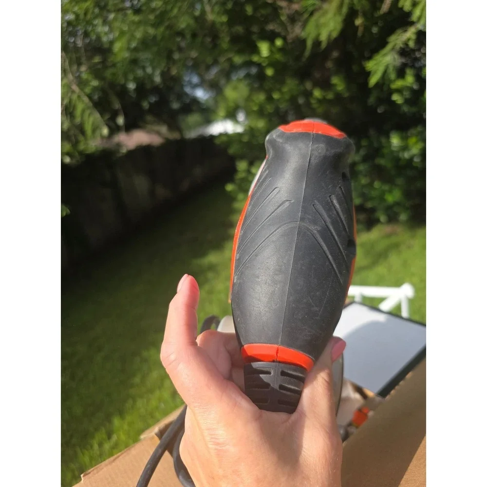 Black & Decker Cyclone 4-in-1 Multi Sander with 18 Accessories